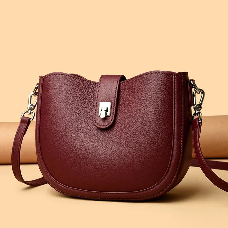 Bolsa Tiracolo Estruturada Compacta