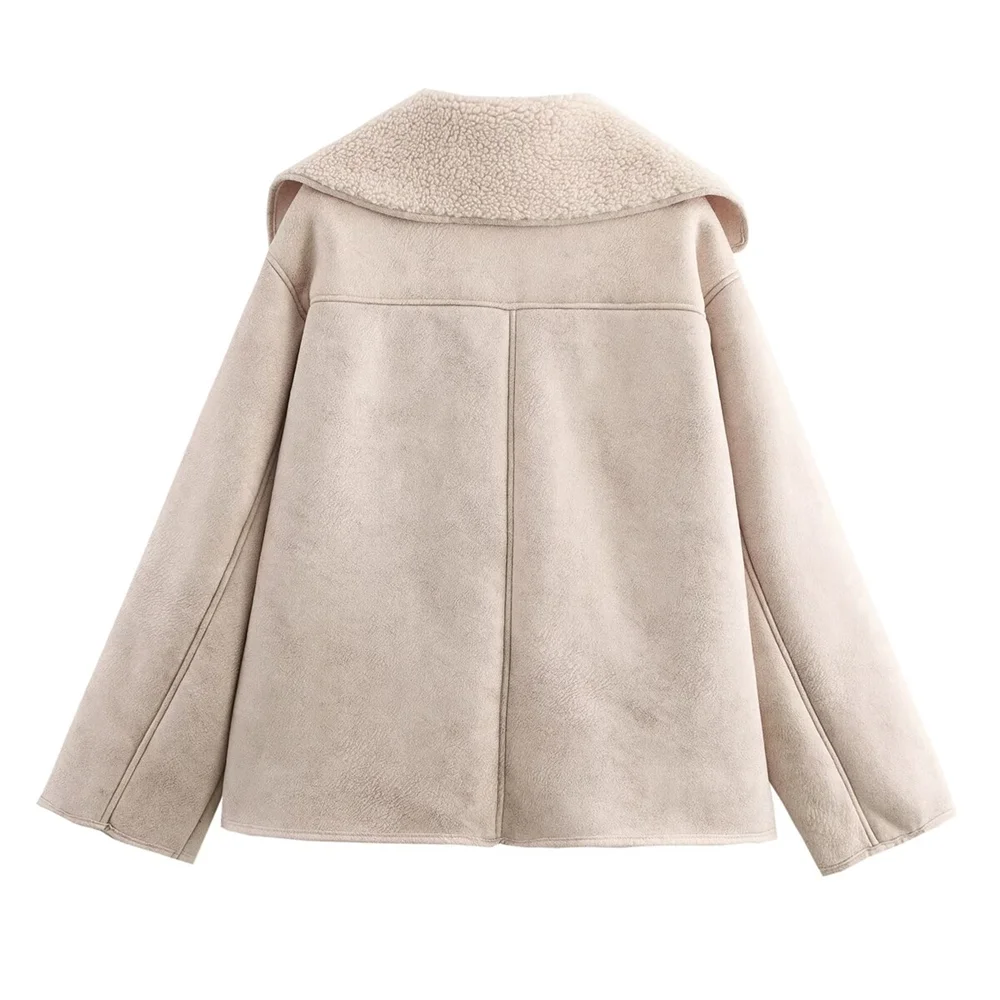 Casaco Forrado Oversized com Botões