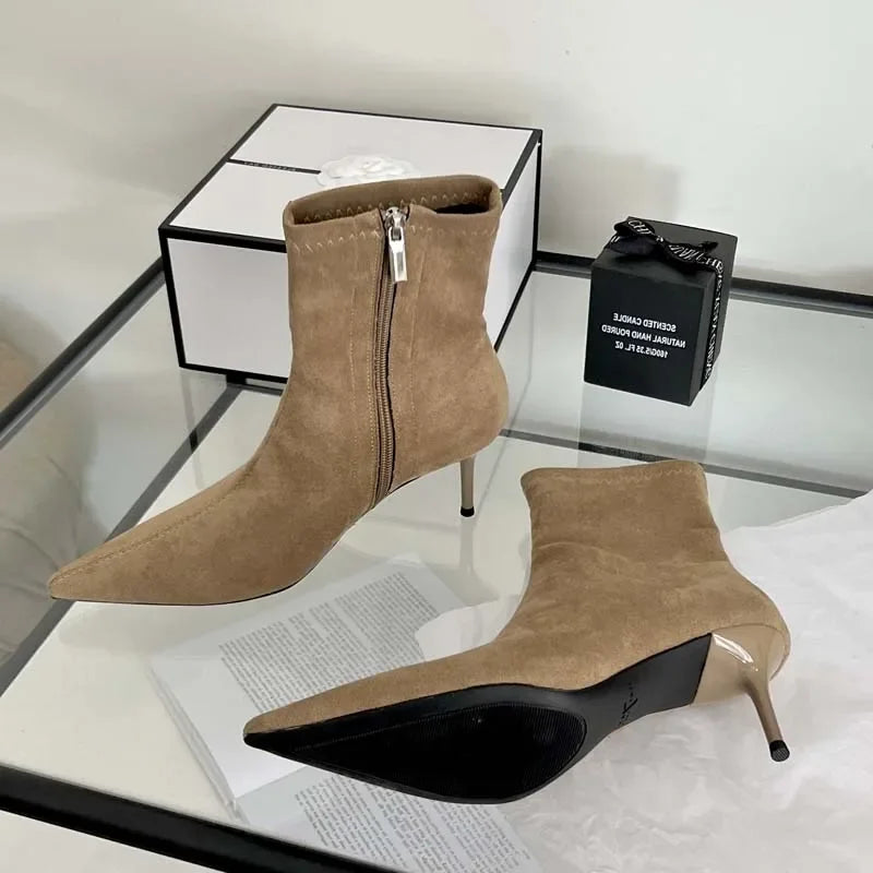 Bota de Salto Fino Néris