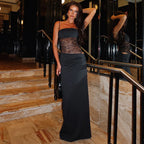 Vestido longo com recorte rendado