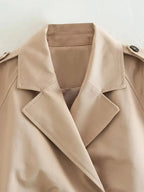 Blazer Cropped com Cinto de Fivela