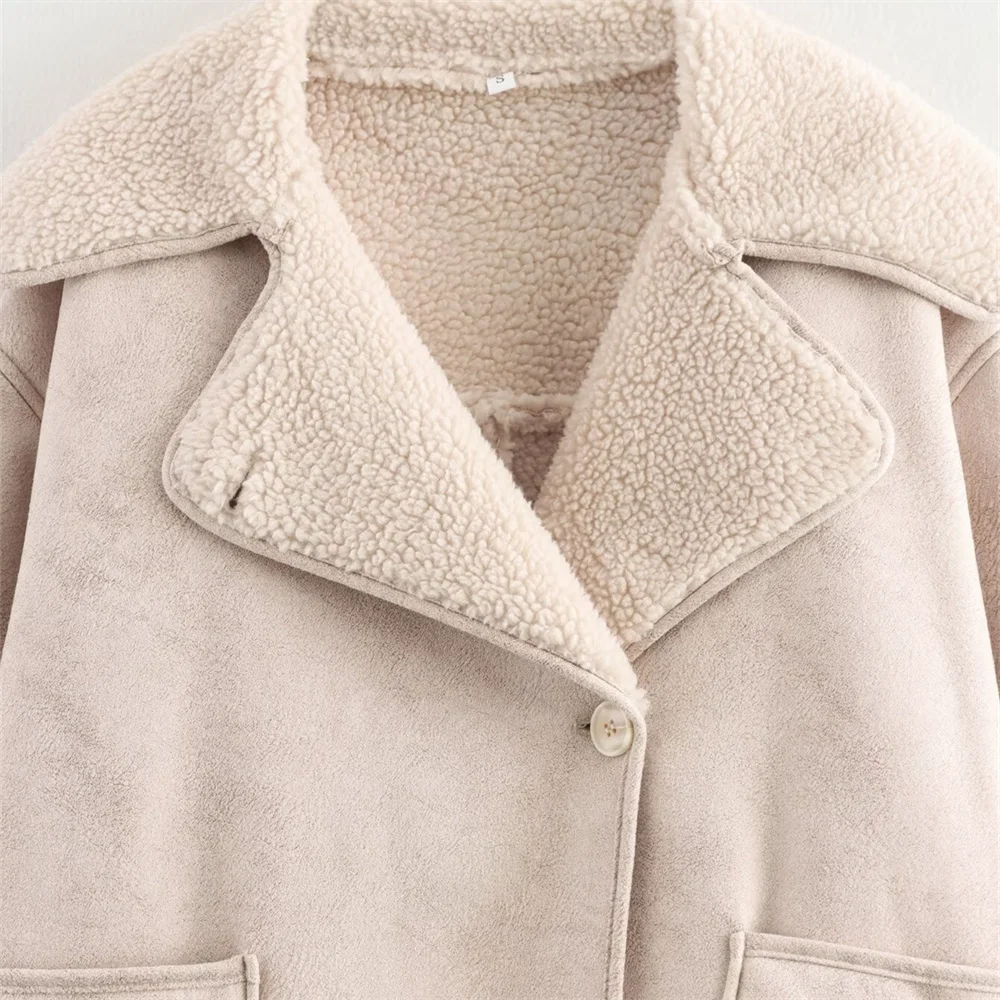 Casaco Forrado Oversized com Botões