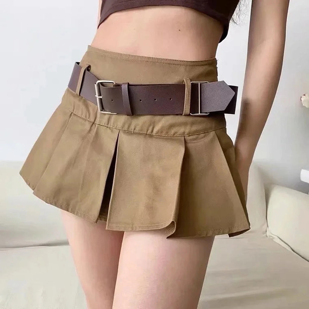 Saia Curta Plissada com Cinto